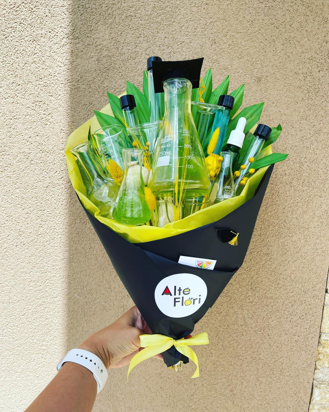 buchet cu eprubete alte flor